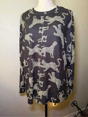 Women’s Animal print Long Sleeve Tunic Top